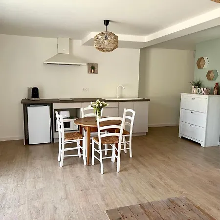 Desiree Appartement Le Bosc  Buitenkant foto